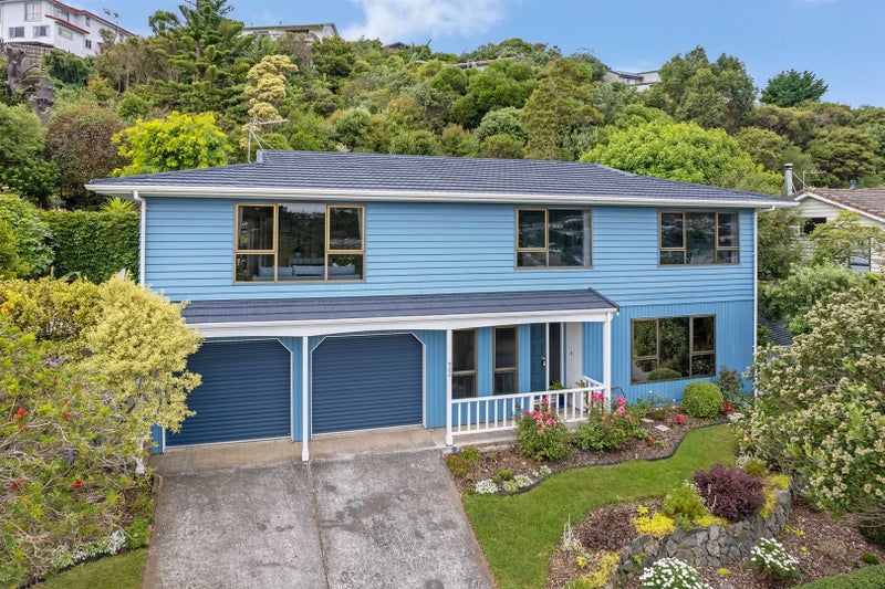 77 Leeward Drive, Whitby, Porirua - Carousel 1