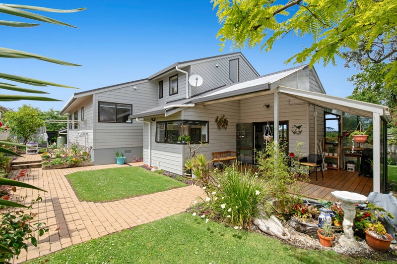 19a Northumberland Avenue, Takapuna, North Shore City - Carousel 1