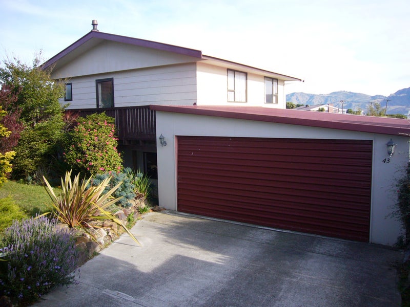43 Ranui Crescent, Lyttelton - Carousel 1