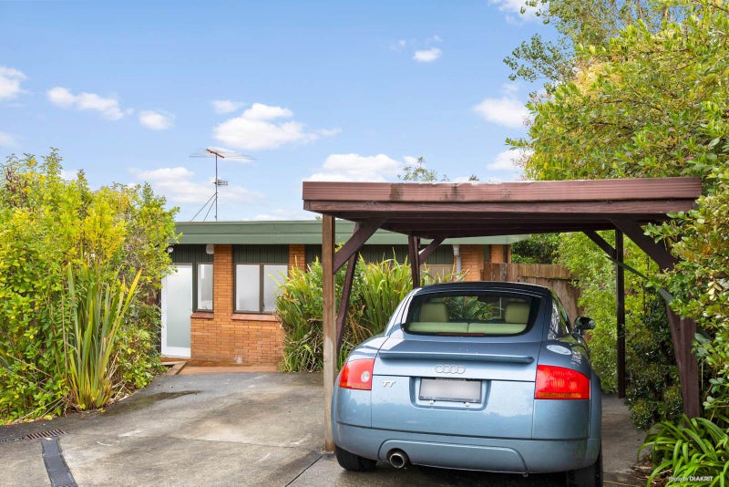 34A Strong Street, Saint Johns, Auckland - Carousel 1