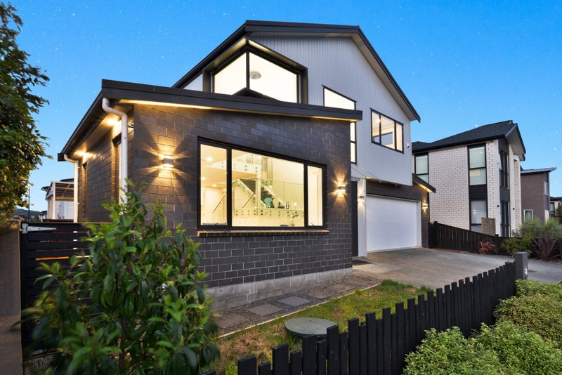 8 Kota Lane, Hobsonville, Auckland - Carousel 2