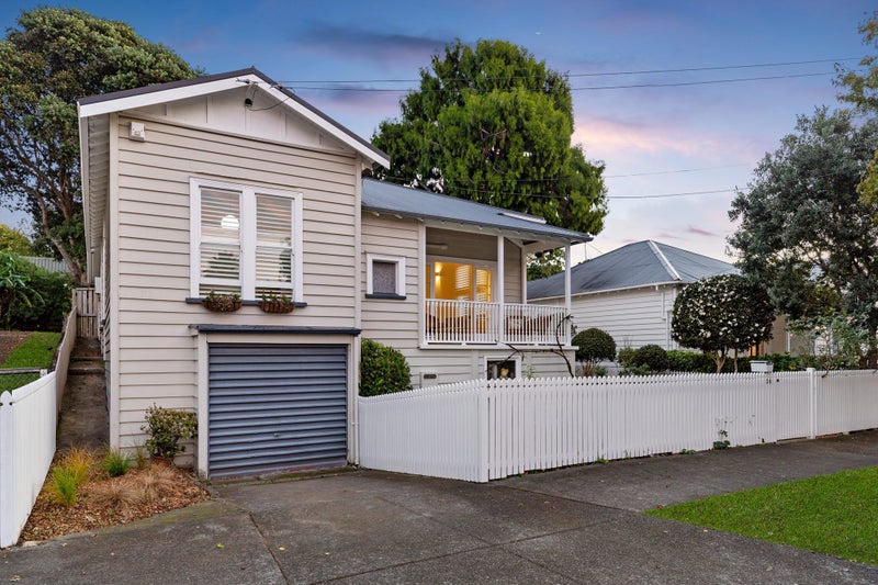 38 Malvern Road, Morningside, Auckland - Carousel 2