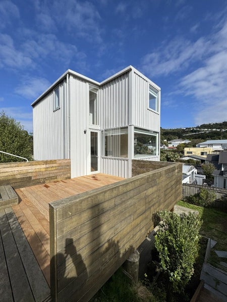 530 Adelaide Road, Berhampore, Wellington - Carousel 23