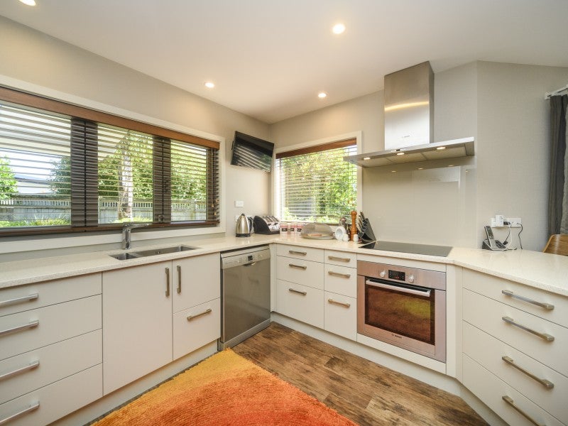 94 Jickell Street, Hokowhitu, Palmerston North - Carousel 2