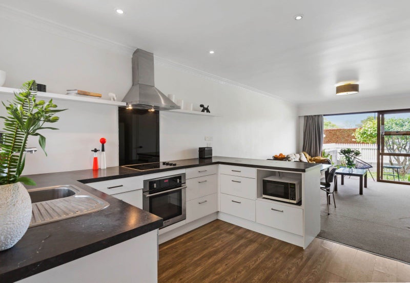 51 Dudley Road, Mission Bay, Auckland - Carousel 1