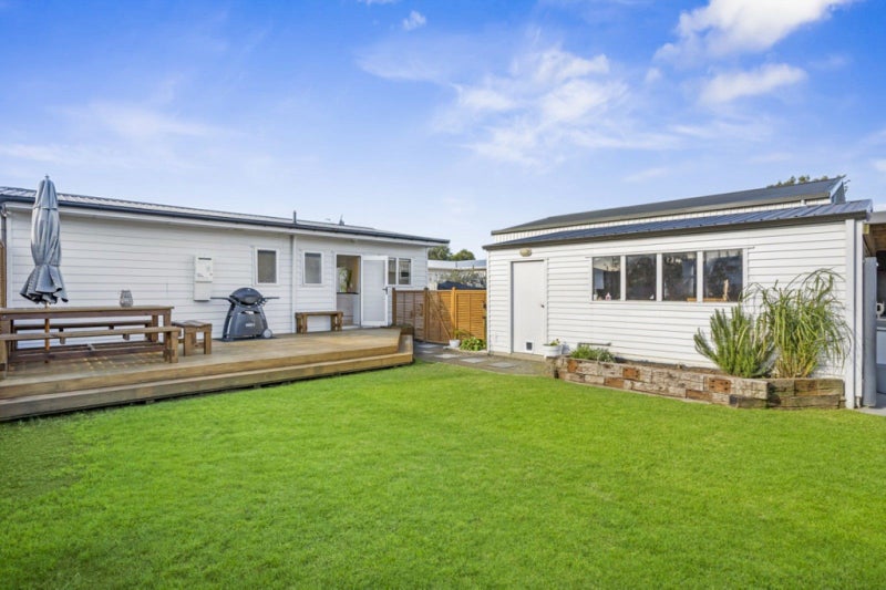 111 Wattle Place, Whangamata - Carousel 2