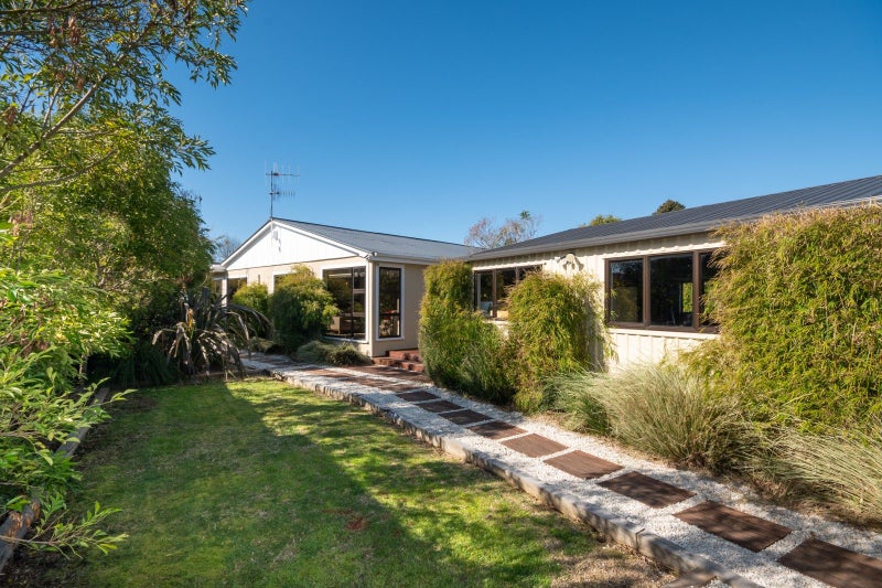 910 Churchill Street, Akina, Hastings - Carousel 1
