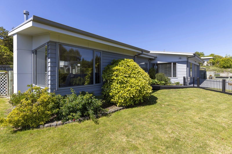 2/30 Ingle Avenue, Waipahihi, Taupō - Carousel 1