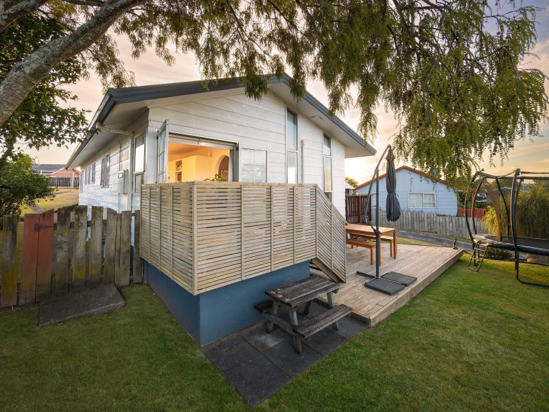 10 Millar Place, Nawton, Hamilton - Carousel 2