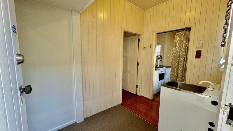 19 Mariri Road, Onehunga, Auckland - Carousel 10