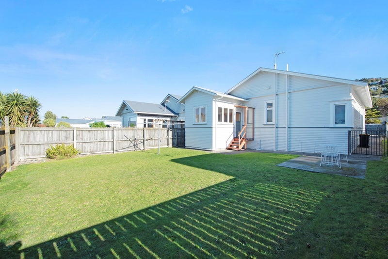 29 Freyberg Street, Lyall Bay, Wellington - Carousel 2