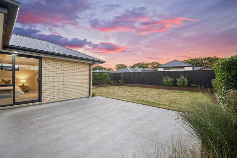 13 Croydon Street, Woodend, Woodend - Carousel 2