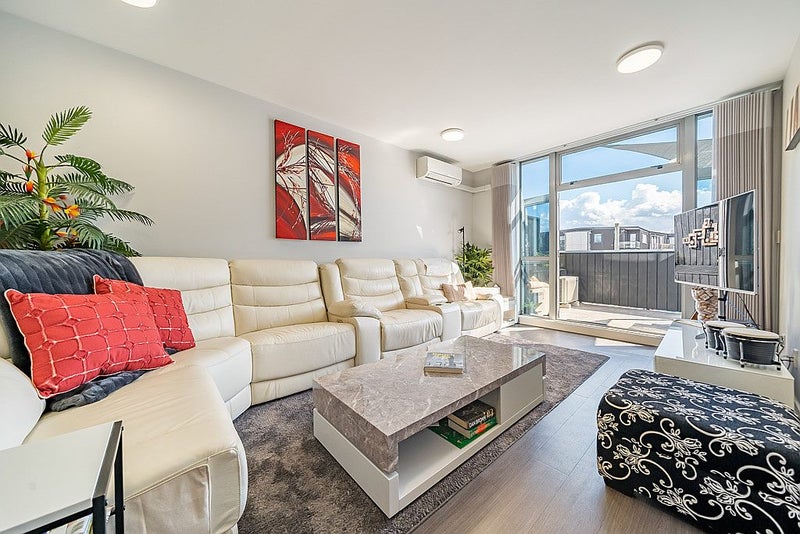 6/337 Jackson Street, Petone, Lower Hutt - Carousel 1