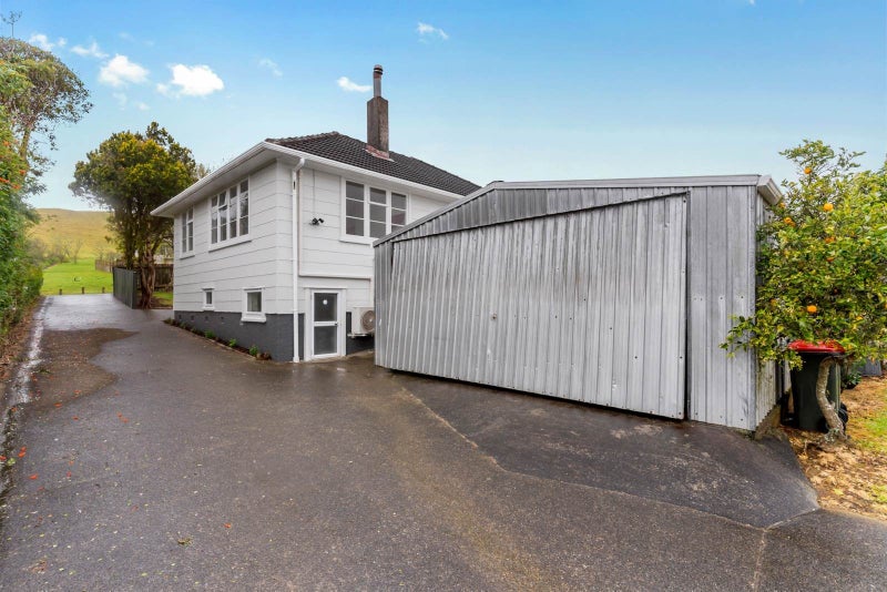 34 Roseman Avenue, Mount Roskill, Auckland - Carousel 1