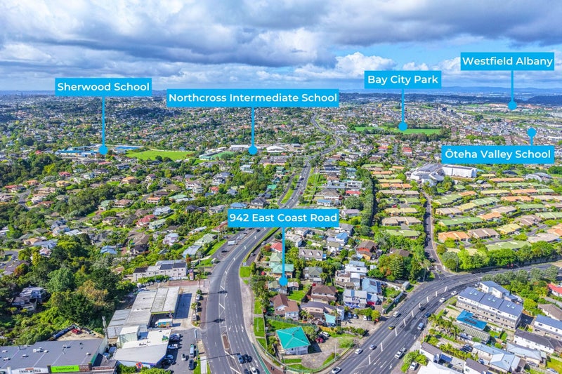 942 East Coast Road, Northcross, Auckland - Carousel 2