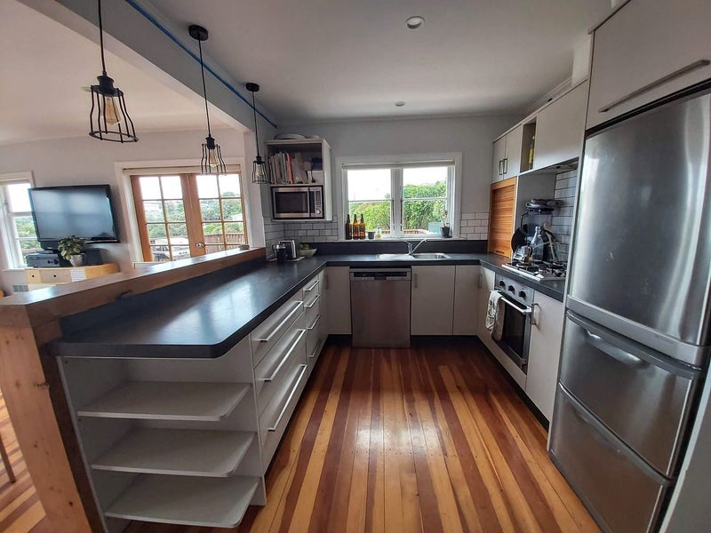 106 Farnham Street, Mornington, Wellington - Carousel 2