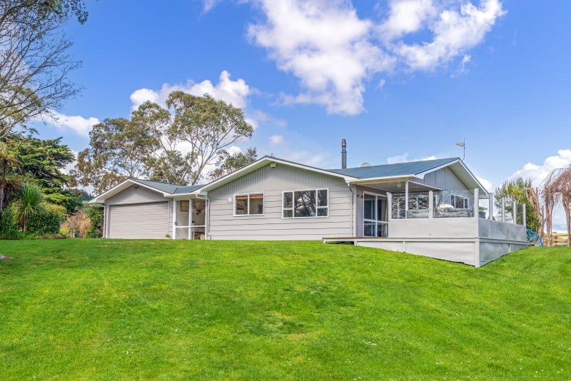 675 Ruawhata Road, Mangatainoka, Pahiatua - Carousel 1