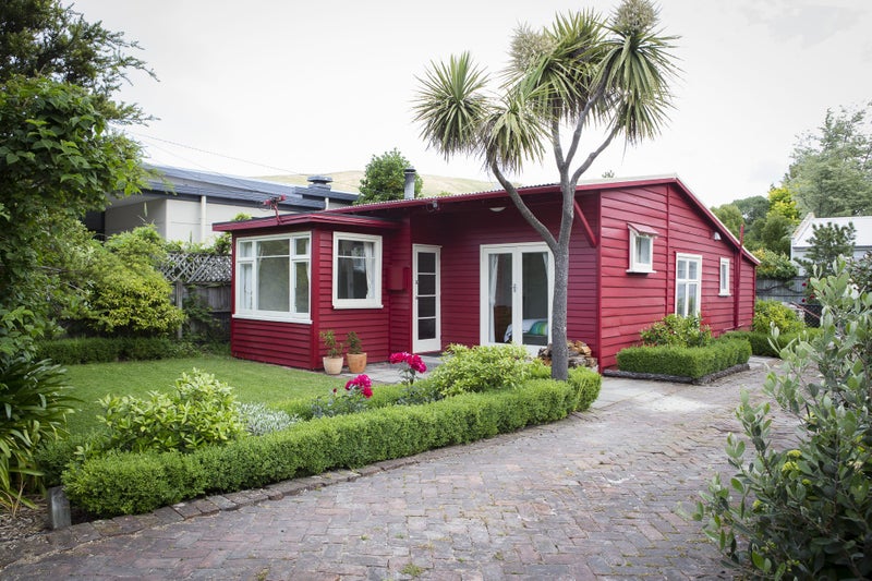 4 Dryden Street, Sumner, Christchurch - Carousel 1