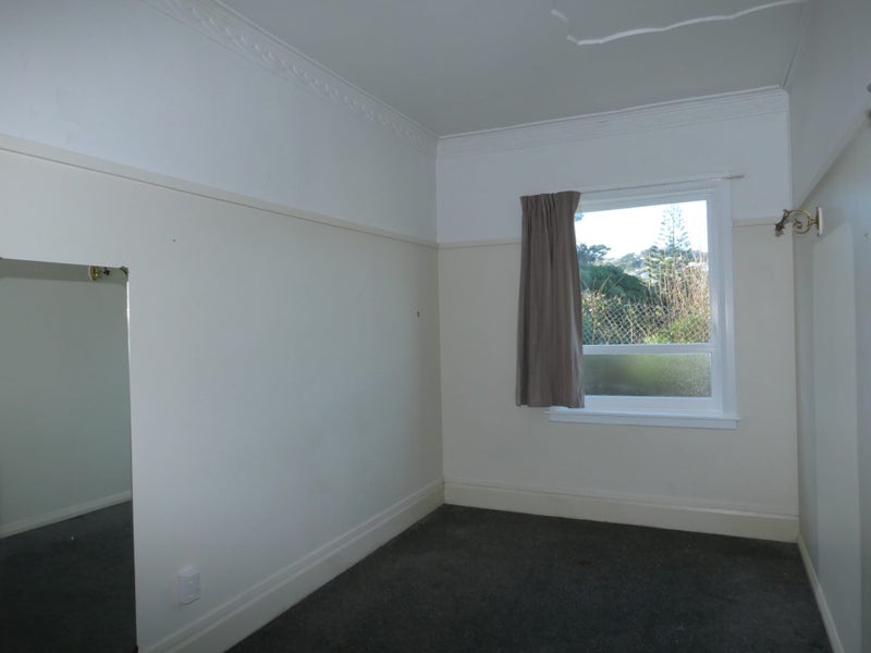 32A Ribble Street, Island Bay, Wellington - Carousel 10