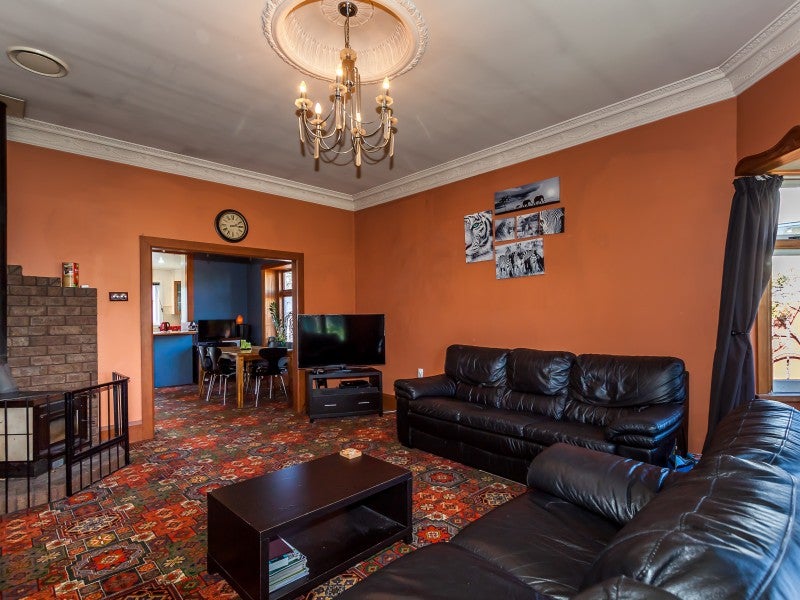 31 Kingswood Street, Takaro, Palmerston North - Carousel 2