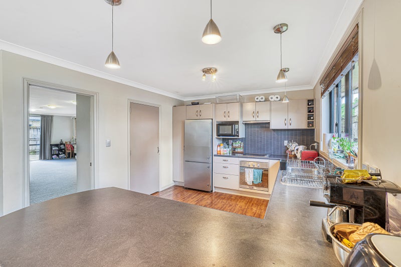 18A Bretton Terrace, Hillcrest, Hamilton - Carousel 2