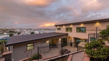 216B Sutherland Road, Lyall Bay, Wellington - Carousel 1