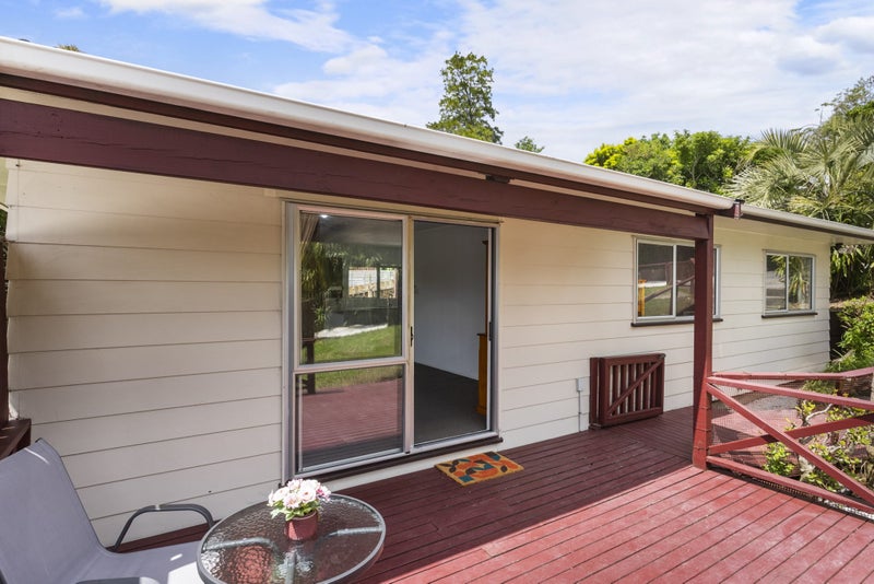 23 Landow Place, Henderson, Auckland - Carousel 1