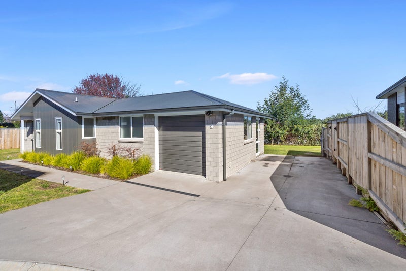 8 Mossie Way, Greerton, Tauranga - Carousel 1