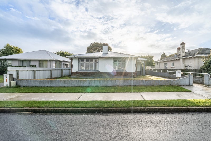 255 Pomona Street, Strathern, Invercargill - Carousel 17