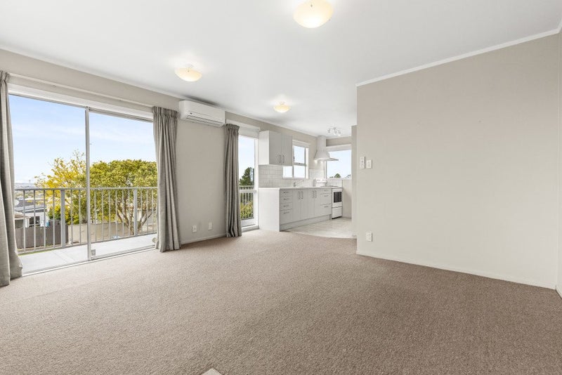 7 Felton Mathew Avenue, Saint Johns, Auckland - Carousel 2