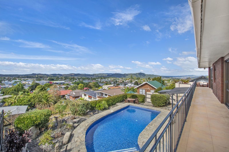12 Barclay Place, Kamo, Whangarei - Carousel 2
