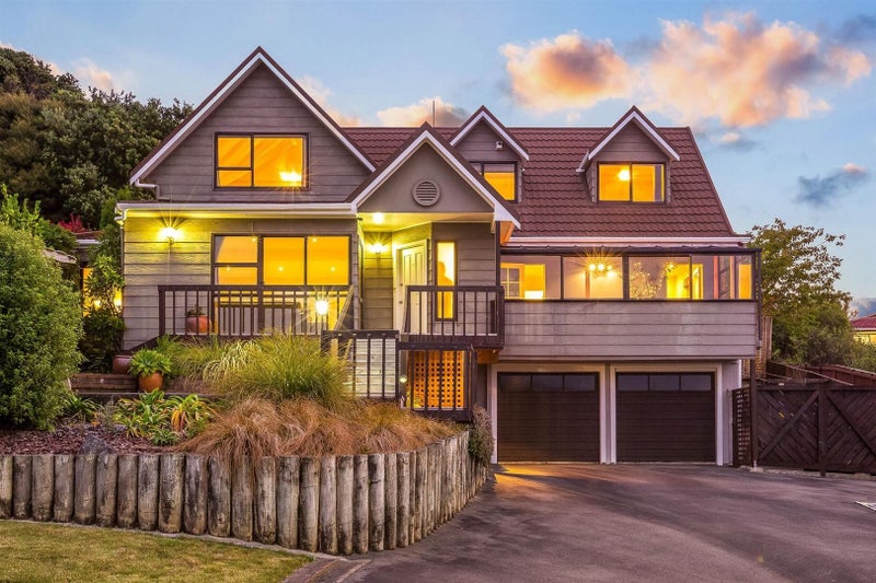 12 Kinloch Place, Papakowhai, Porirua - Carousel 1