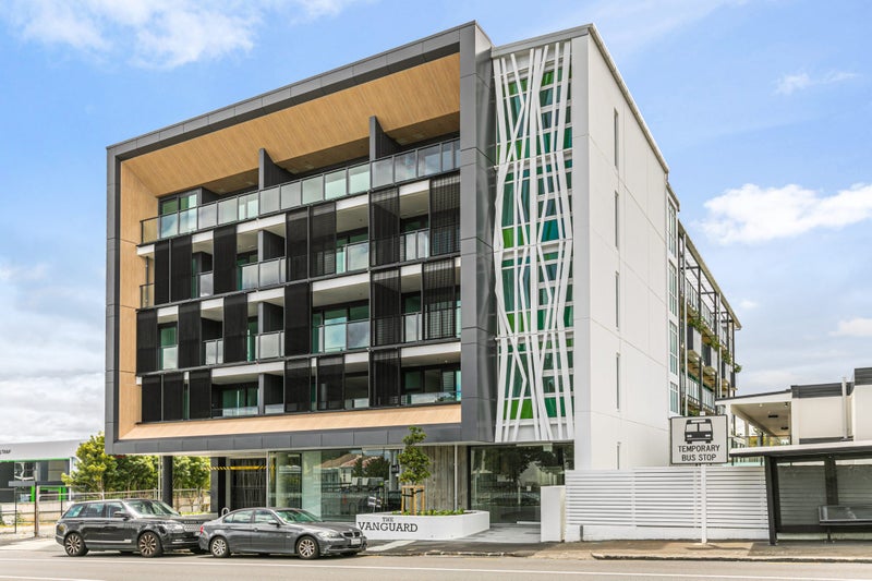 407/64 Great South Road, Remuera, Auckland - Carousel 1