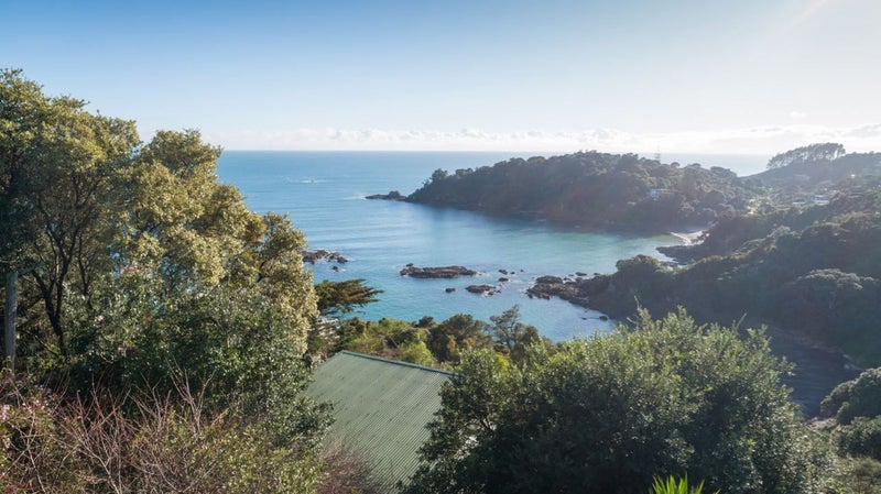 53 Queens Drive, Oneroa, Waiheke Island - Carousel 14
