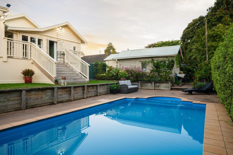 247 River Road, Claudelands, Hamilton - Carousel 2