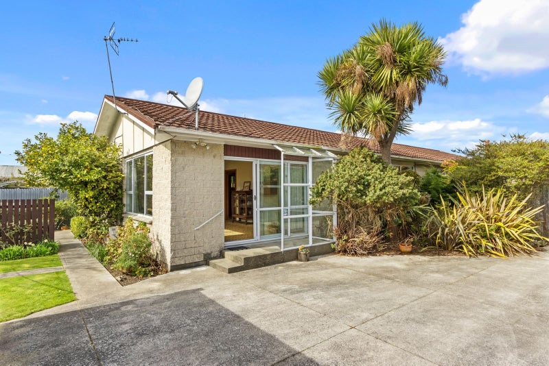 2/42 Strathfield Avenue, Dallington, Christchurch - Carousel 1