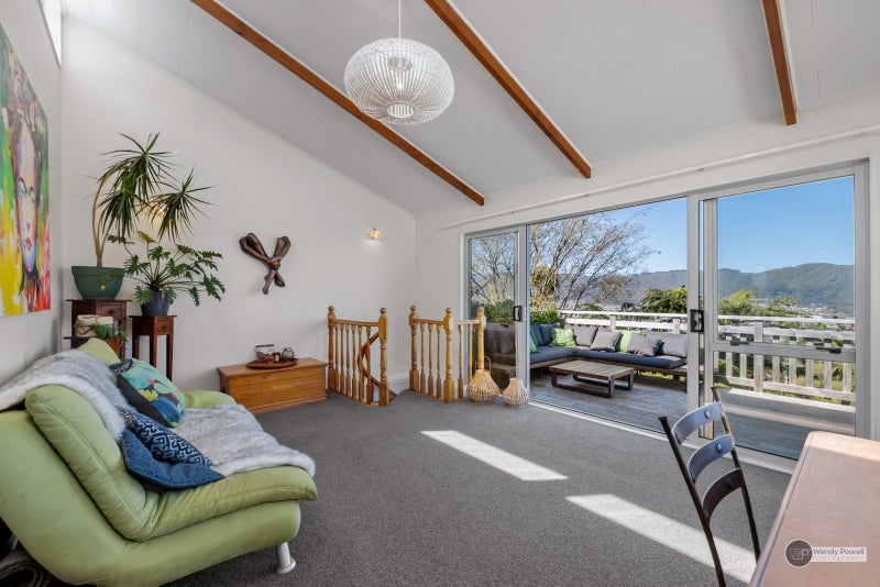 1/3 Sunshine Crescent, Kelson, Lower Hutt - Carousel 1