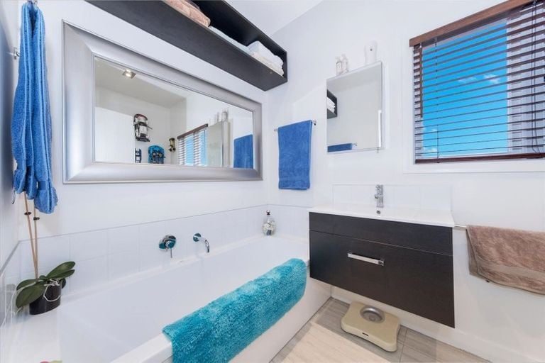 153 Centaurus Road, Saint Martins, Christchurch - Carousel 9