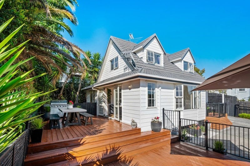 59A Finch Street, Morningside, Auckland - Carousel 2