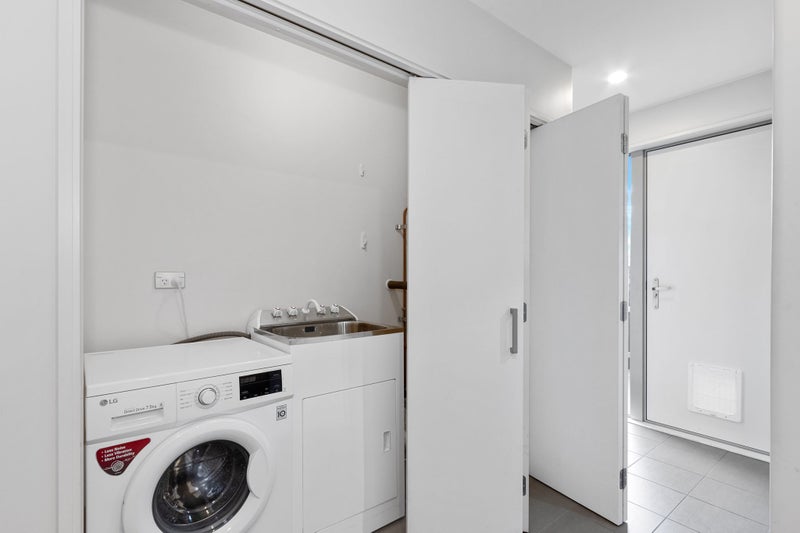 3 Yew Tree Lane, Hillmorton, Christchurch - Carousel 15