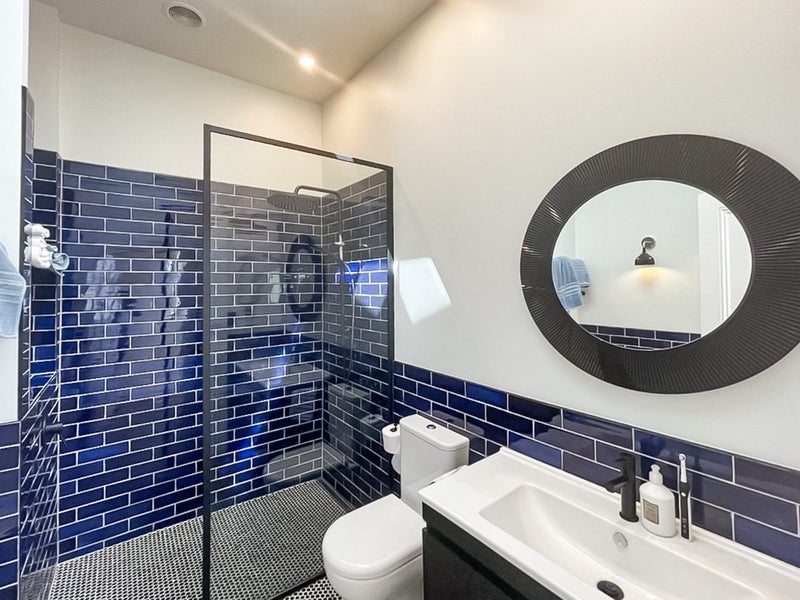 15 Elizabeth Street, Mount Victoria, Wellington - Carousel 17