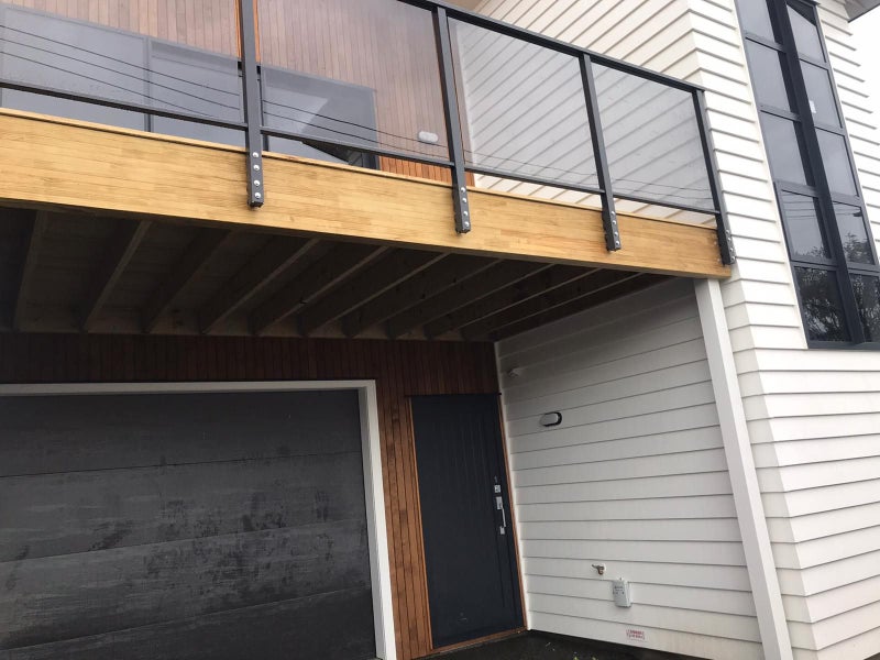 1/10 Charlemont Street, Whitiora, Hamilton - Carousel 2