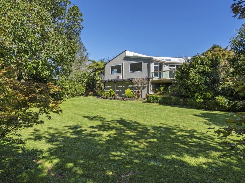 62F Poplar Grove, Whalers Gate, New Plymouth - Carousel 1