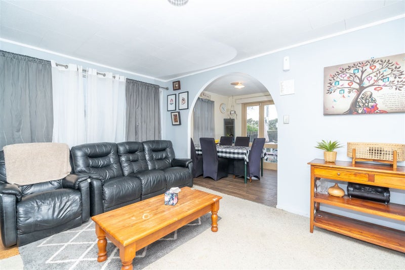 33B Vernall Street, Nawton, Hamilton - Carousel 1