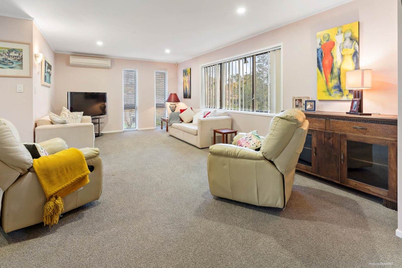 6 Worley Place, Saint Johns, Auckland - Carousel 2