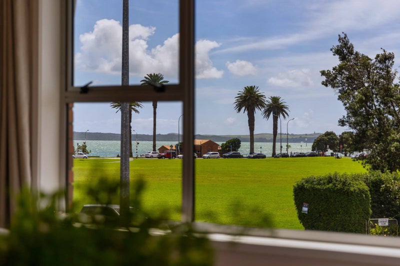 4/19 The Parade, St Heliers, Auckland - Carousel 1