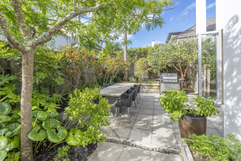 53 Clifton Road, Herne Bay, Auckland - Carousel 2