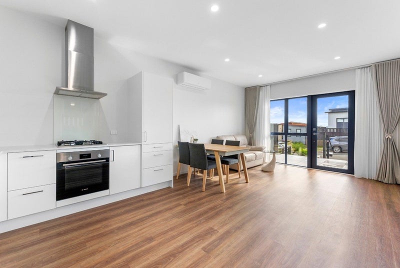 21 Canna Street, Totara Park, Auckland - Carousel 2