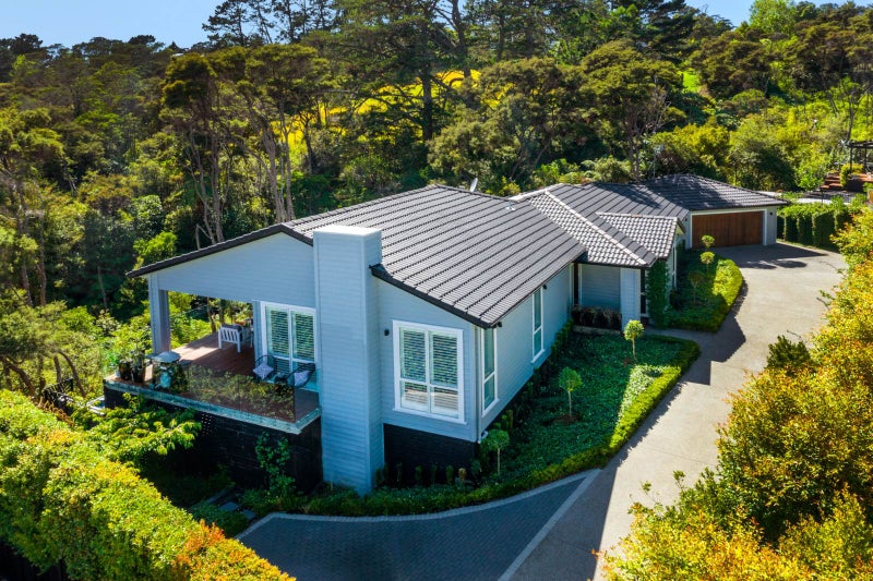 35A Bernard Magnus Lane, Greenhithe, Auckland - Carousel 1