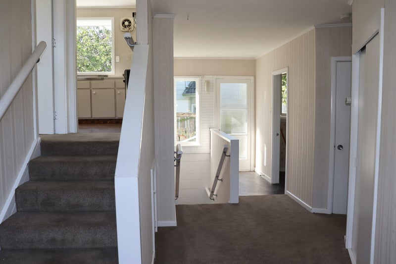 9 Hanrahan Street, Allenton, Ashburton - Carousel 2